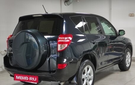 Toyota RAV4, 2011 год, 1 790 000 рублей, 2 фотография