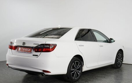 Toyota Camry, 2017 год, 2 348 000 рублей, 2 фотография