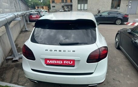 Porsche Cayenne III, 2012 год, 2 090 000 рублей, 3 фотография