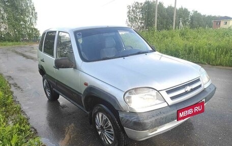 Chevrolet Niva I рестайлинг, 2005 год, 270 000 рублей, 3 фотография