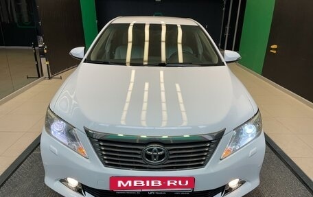 Toyota Camry, 2012 год, 1 880 000 рублей, 2 фотография
