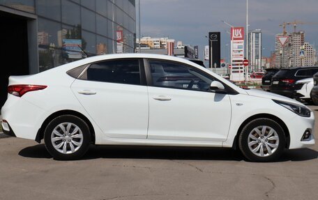 Hyundai Solaris II рестайлинг, 2018 год, 1 550 000 рублей, 4 фотография