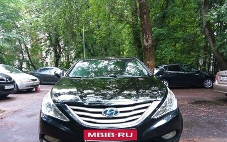 Hyundai Sonata VI, 2011 год, 1 200 000 рублей, 3 фотография