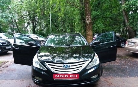 Hyundai Sonata VI, 2011 год, 1 200 000 рублей, 6 фотография