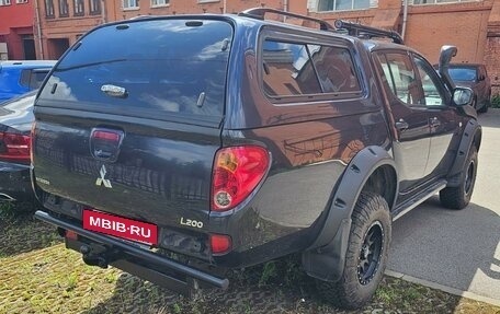 Mitsubishi L200 IV рестайлинг, 2014 год, 1 900 000 рублей, 5 фотография