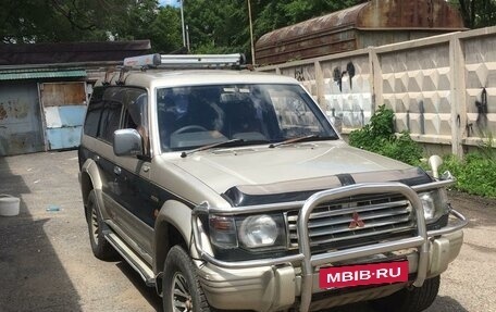 Mitsubishi Pajero III рестайлинг, 1993 год, 650 000 рублей, 2 фотография