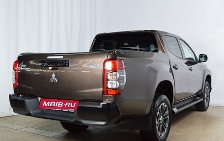 Mitsubishi L200 IV рестайлинг, 2023 год, 4 480 995 рублей, 3 фотография