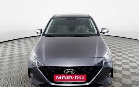 Hyundai Solaris II рестайлинг, 2021 год, 1 739 000 рублей, 2 фотография