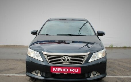 Toyota Camry, 2014 год, 1 920 000 рублей, 2 фотография