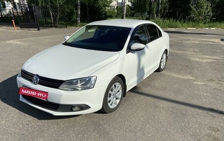 Volkswagen Jetta VI, 2012 год, 1 180 000 рублей, 2 фотография