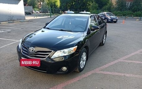 Toyota Camry, 2011 год, 1 400 000 рублей, 2 фотография