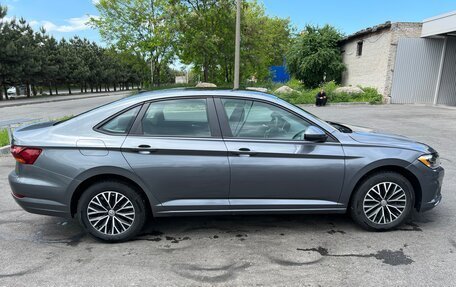 Volkswagen Jetta VII, 2019 год, 1 820 000 рублей, 5 фотография