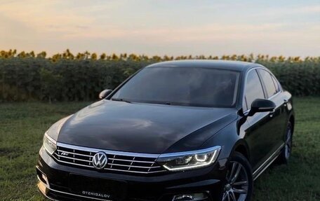 Volkswagen Passat B8 рестайлинг, 2018 год, 2 550 000 рублей, 2 фотография