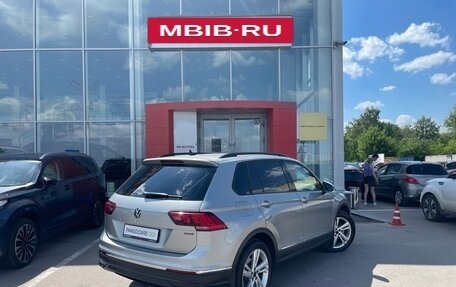 Volkswagen Tiguan II, 2022 год, 3 585 000 рублей, 5 фотография