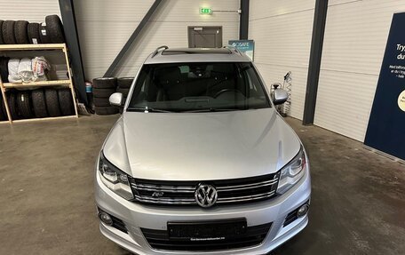 Volkswagen Tiguan I, 2015 год, 1 550 000 рублей, 2 фотография