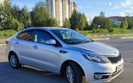 KIA Rio III рестайлинг, 2015 год, 920 000 рублей, 2 фотография