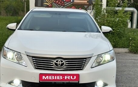 Toyota Camry, 2013 год, 1 399 000 рублей, 2 фотография