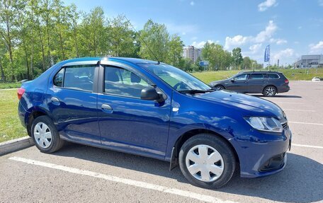 Renault Logan II, 2015 год, 970 000 рублей, 8 фотография