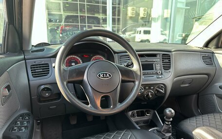 KIA Rio II, 2011 год, 815 000 рублей, 6 фотография