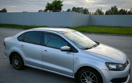 Volkswagen Polo VI (EU Market), 2012 год, 420 000 рублей, 2 фотография