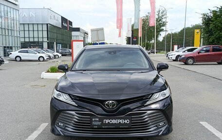 Toyota Camry, 2018 год, 2 830 000 рублей, 2 фотография