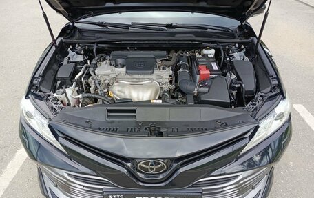 Toyota Camry, 2018 год, 2 830 000 рублей, 9 фотография