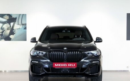 BMW X5, 2021 год, 9 300 000 рублей, 2 фотография