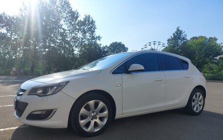 Opel Astra J, 2014 год, 1 010 000 рублей, 18 фотография