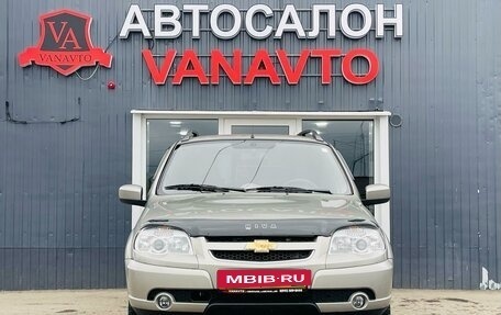 Chevrolet Niva I рестайлинг, 2012 год, 595 000 рублей, 2 фотография