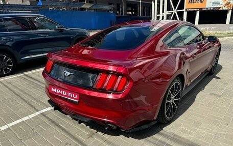 Ford Mustang VI рестайлинг, 2016 год, 2 550 000 рублей, 4 фотография