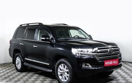 Toyota Land Cruiser 200, 2018 год, 7 788 000 рублей, 3 фотография