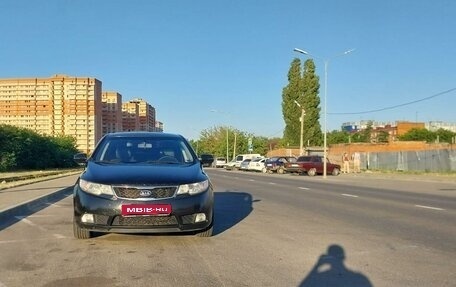 KIA Cerato III, 2010 год, 900 000 рублей, 1 фотография