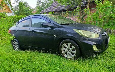 Hyundai Solaris II рестайлинг, 2011 год, 615 000 рублей, 4 фотография