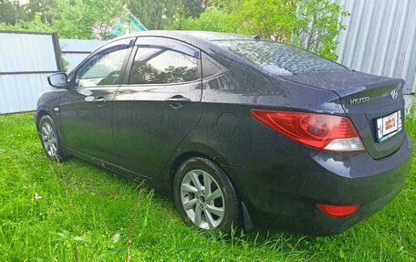 Hyundai Solaris II рестайлинг, 2011 год, 615 000 рублей, 10 фотография