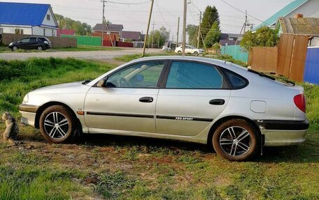 Toyota Avensis III рестайлинг, 1998 год, 320 000 рублей, 17 фотография