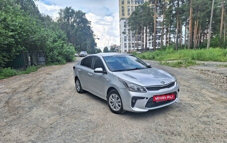 KIA Rio IV, 2017 год, 810 000 рублей, 2 фотография