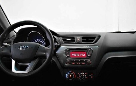 KIA Rio III рестайлинг, 2013 год, 685 000 рублей, 5 фотография