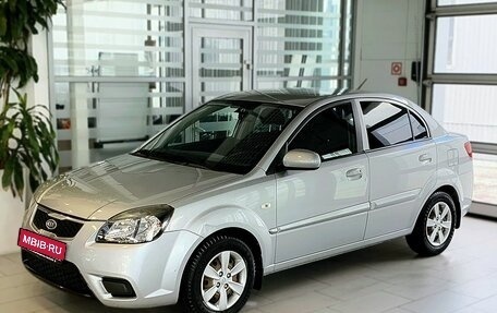 KIA Rio II, 2010 год, 784 000 рублей, 1 фотография