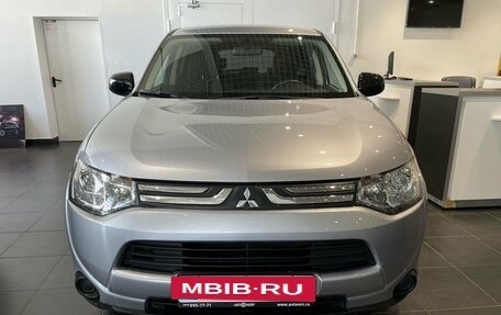 Mitsubishi Outlander III рестайлинг 3, 2013 год, 1 770 000 рублей, 2 фотография