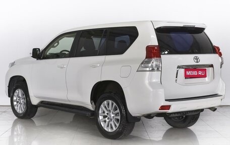 Toyota Land Cruiser Prado 150 рестайлинг 2, 2011 год, 2 449 000 рублей, 2 фотография