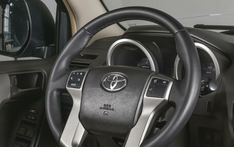 Toyota Land Cruiser Prado 150 рестайлинг 2, 2011 год, 2 449 000 рублей, 16 фотография