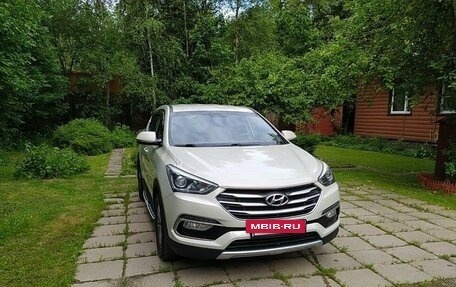 Hyundai Santa Fe III рестайлинг, 2016 год, 2 500 000 рублей, 3 фотография