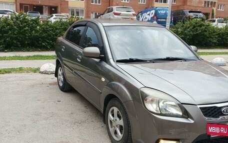 KIA Rio II, 2011 год, 720 000 рублей, 2 фотография