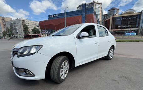 Renault Logan II, 2017 год, 630 000 рублей, 1 фотография