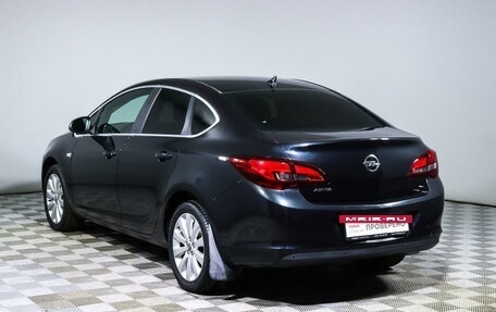 Opel Astra J, 2014 год, 900 000 рублей, 7 фотография