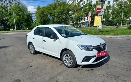 Renault Logan II, 2018 год, 1 230 000 рублей, 3 фотография
