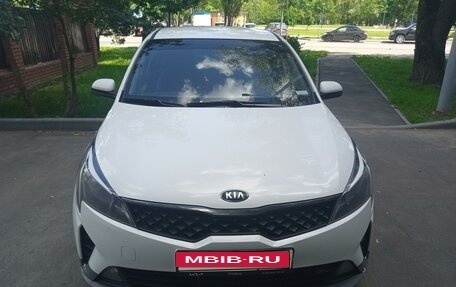 KIA Rio IV, 2021 год, 1 199 000 рублей, 3 фотография