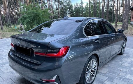 BMW 3 серия, 2019 год, 3 450 000 рублей, 3 фотография