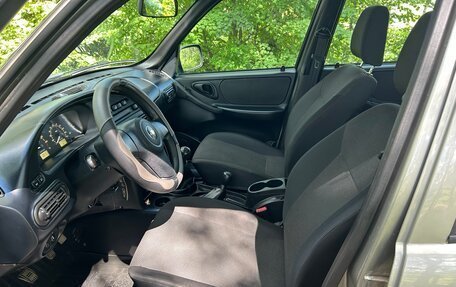 Chevrolet Niva I рестайлинг, 2017 год, 800 000 рублей, 10 фотография