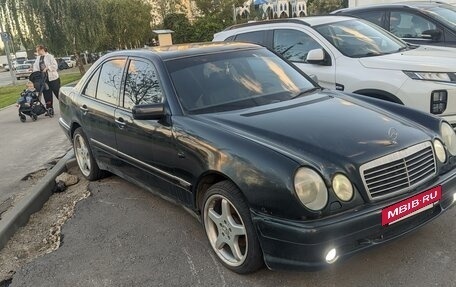 Mercedes-Benz E-Класс, 1998 год, 530 000 рублей, 7 фотография